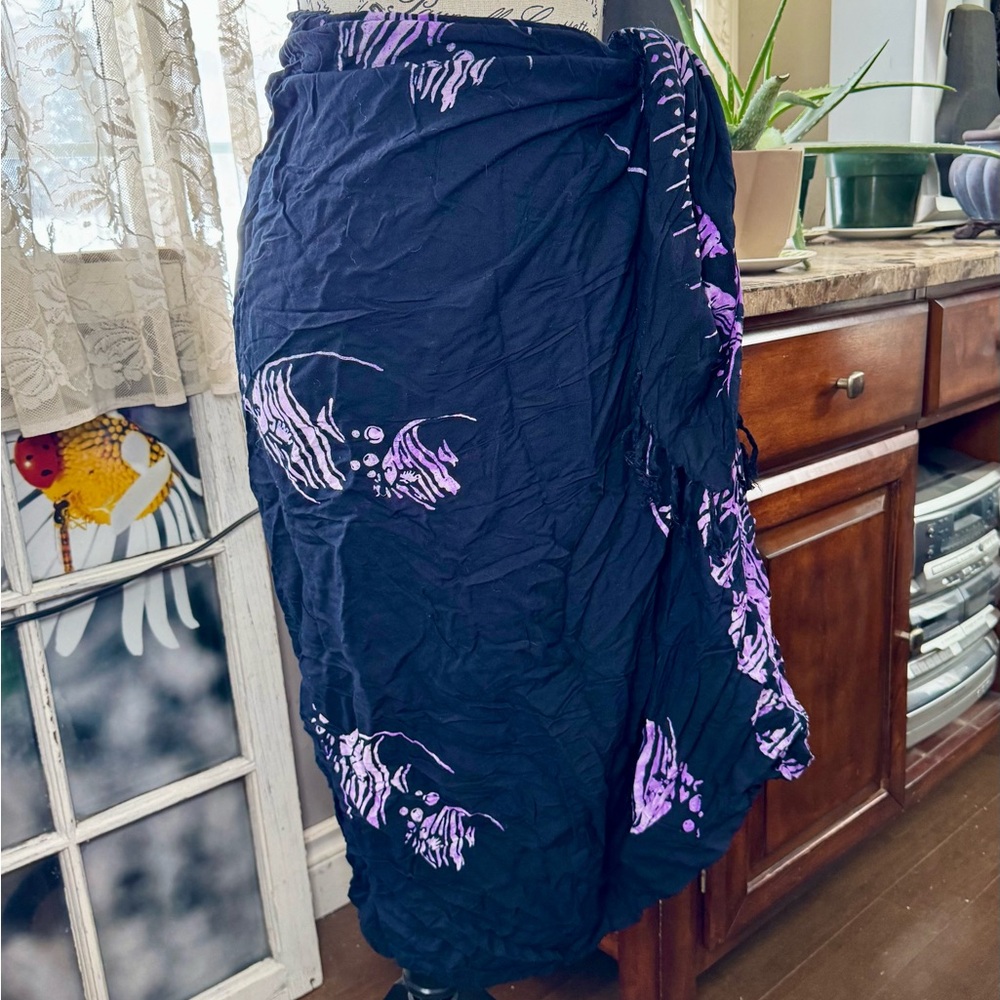 90’s Vintage Chic Purple and Black Swim Sarong with Fish Design